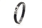 Pulsera Trenza nueva de cuero trenzado negro en pedestal