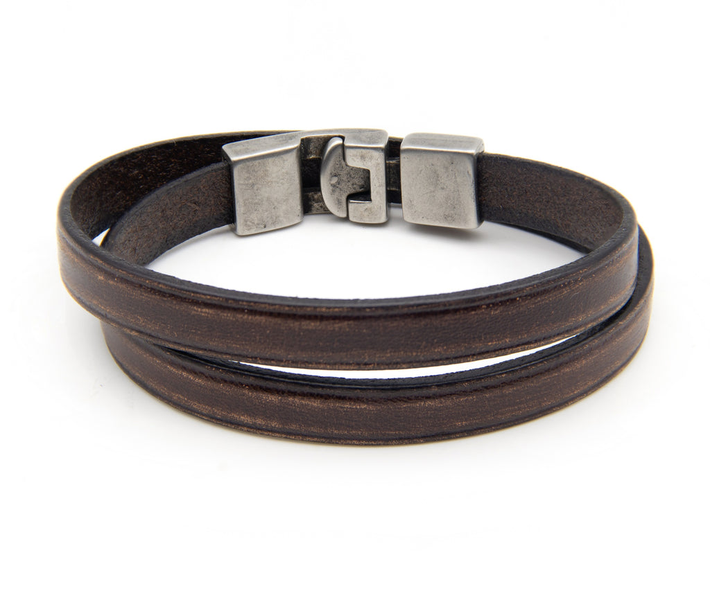Pulsera Vieja Guardia de cuero plano desgastado de doble vuelta en marrón, hecha a mano – PuntoAR