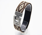 Pulsera Pampeana de textil y cuero – PuntoAR (vista 4)