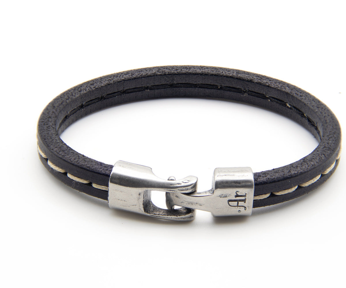 Pulsera Navegante negra tumbada – PuntoAR