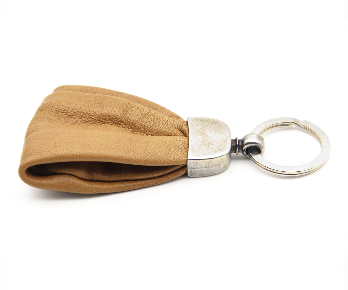 Llavero de cuero grueso camel – PuntoAR