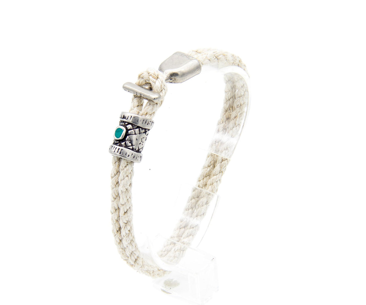 Pulsera Marinera T de soga de cáñamo con fornitura verde y cierre en T – PuntoAR