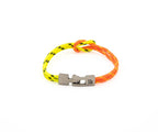 Pulsera Portbou de doble paracord amarillo y naranja con nudo marinero – PuntoAR